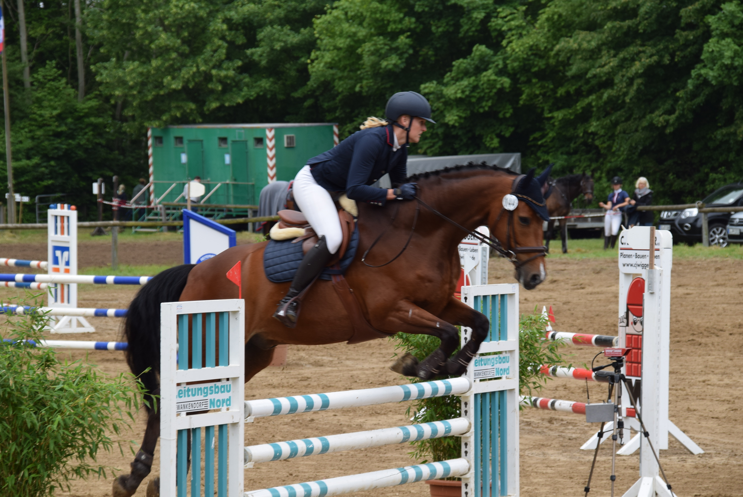 Pfingstturnier in Klausdorf: Kira Sophie Martensen mit Cissimo (Klausdorf)