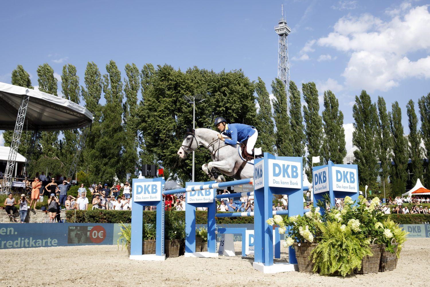 Global Jumping Berlin: Sieger Christian Ahlmann